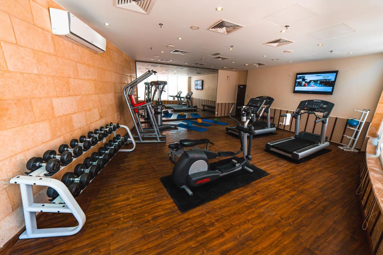 Oryx Hotel Aqaba Luaran gambar A gym in a hotel