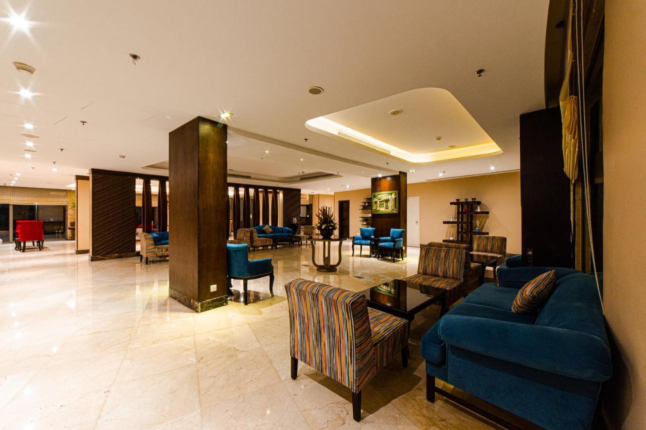 Oryx Hotel Aqaba Luaran gambar The lobby of the hotel