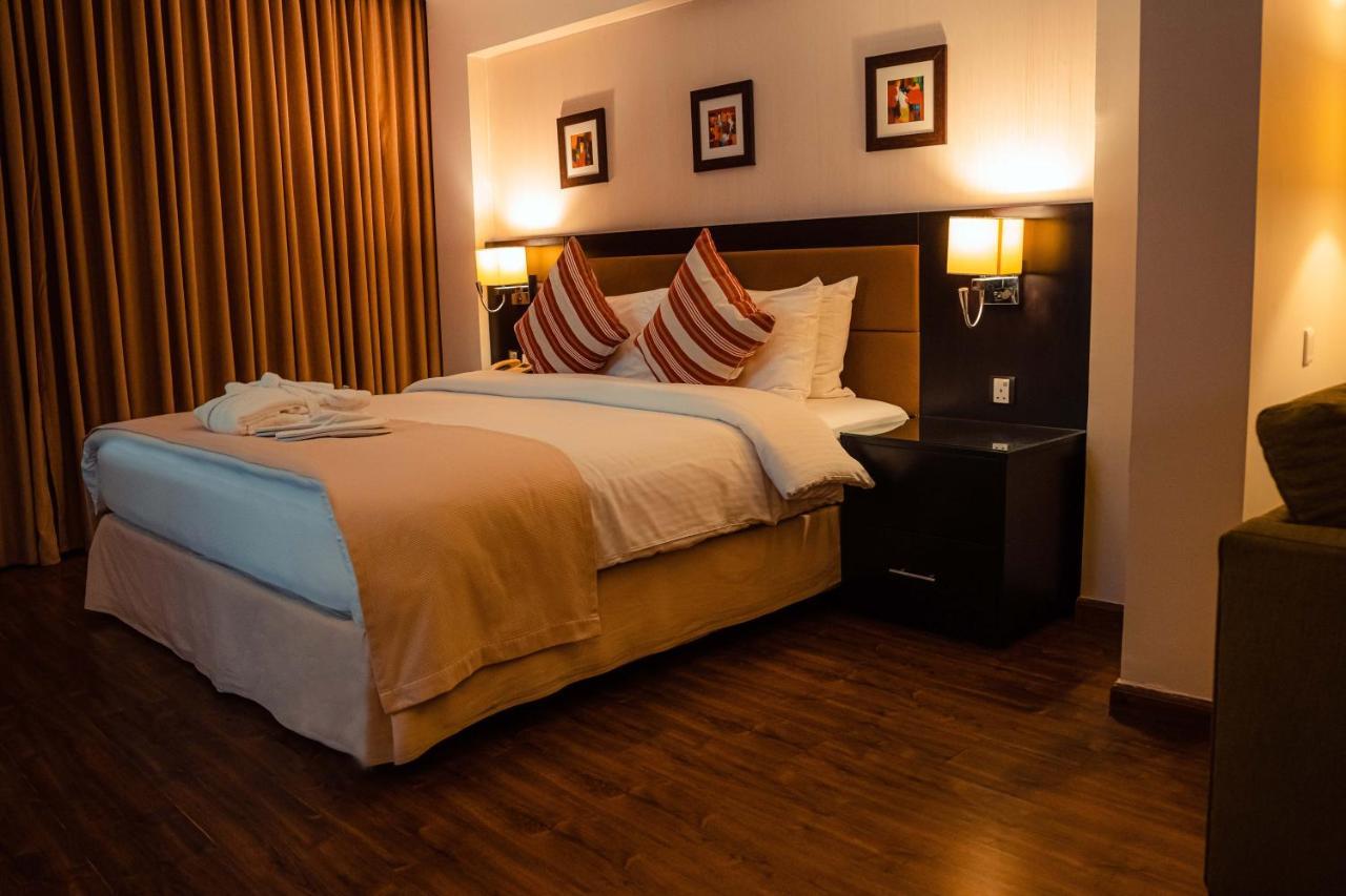 Oryx Hotel Aqaba Luaran gambar A bedroom at the hotel