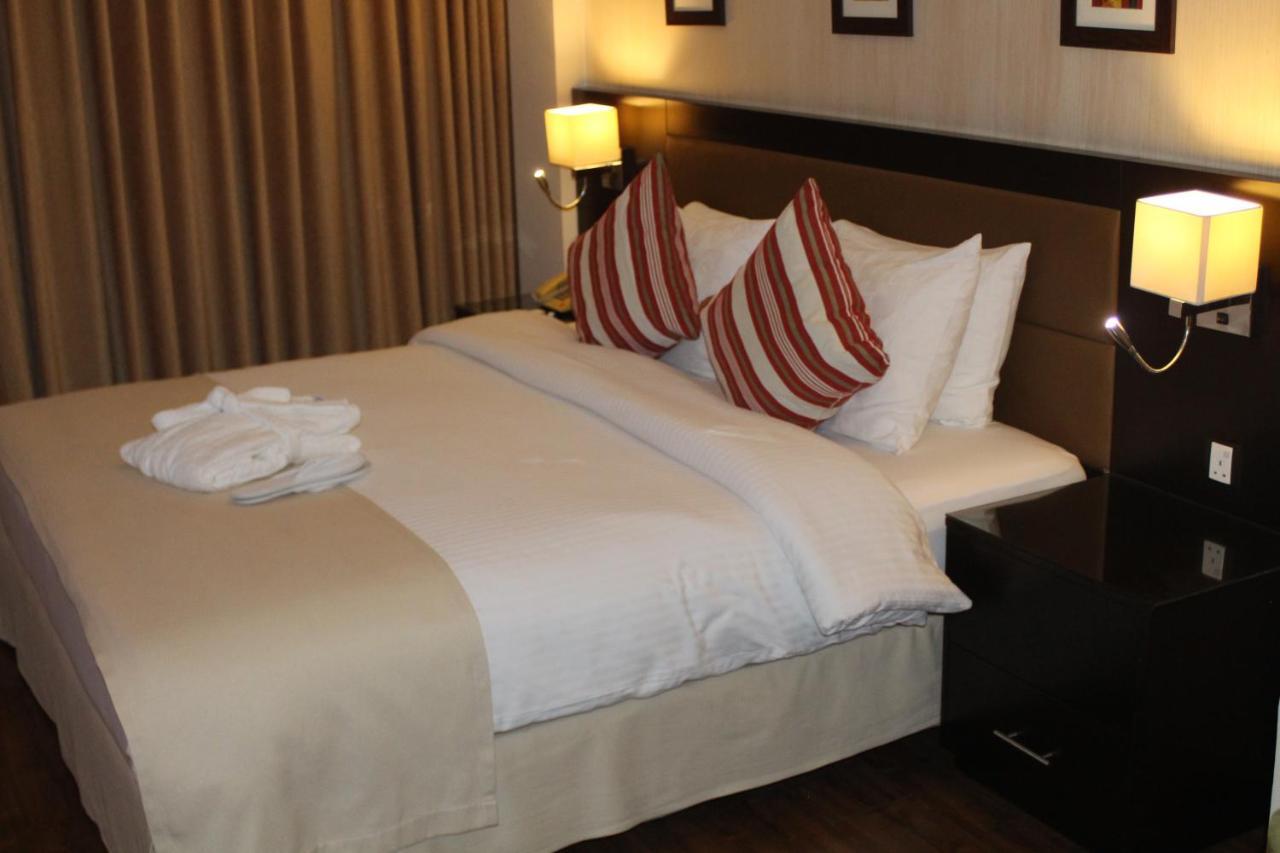 Oryx Hotel Aqaba Luaran gambar A bed